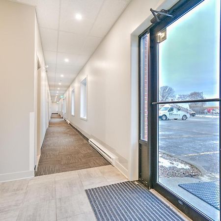 Motel Rustik Châteauguay Heights Kültér fotó