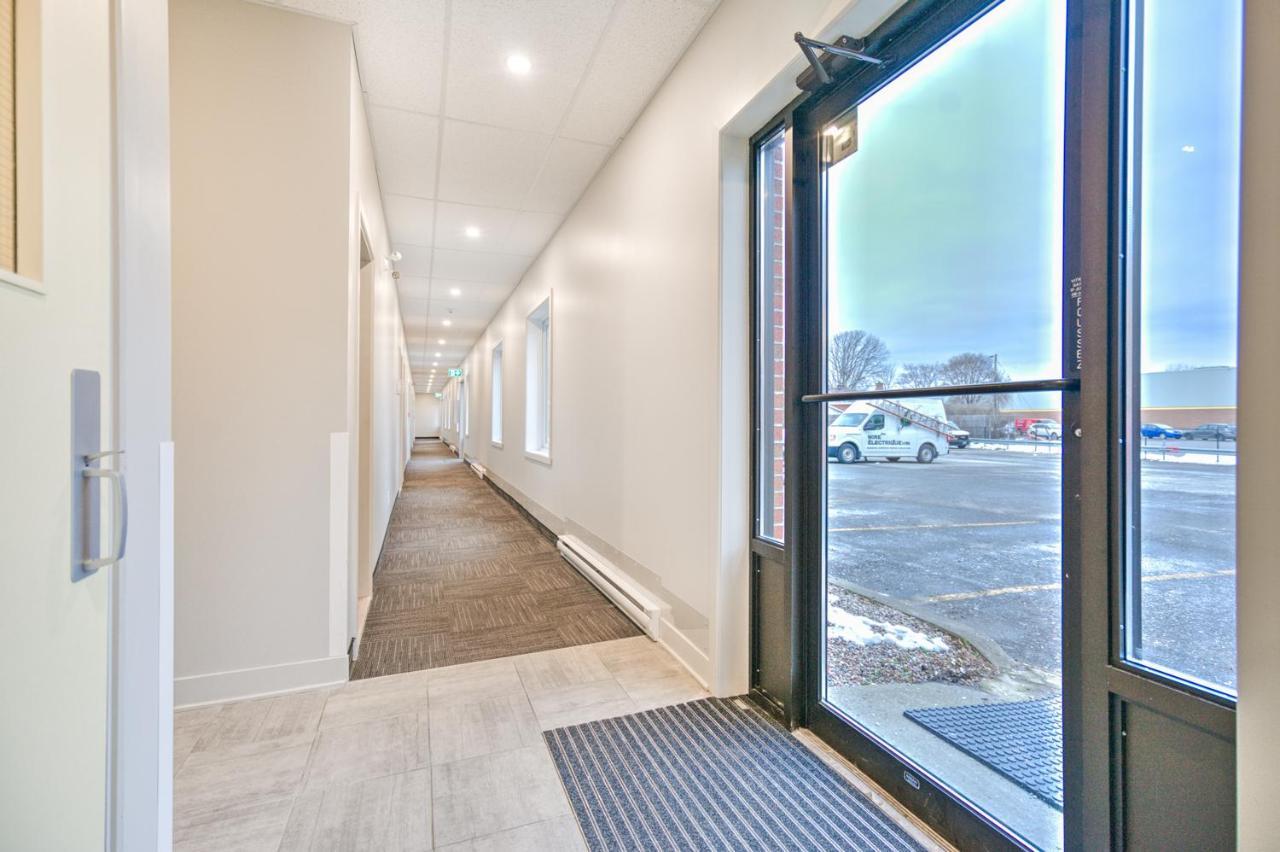 Motel Rustik Châteauguay Heights Kültér fotó