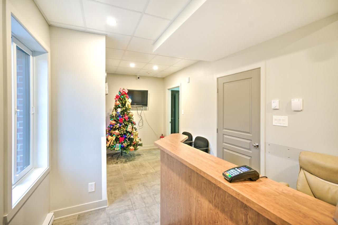Motel Rustik Châteauguay Heights Kültér fotó
